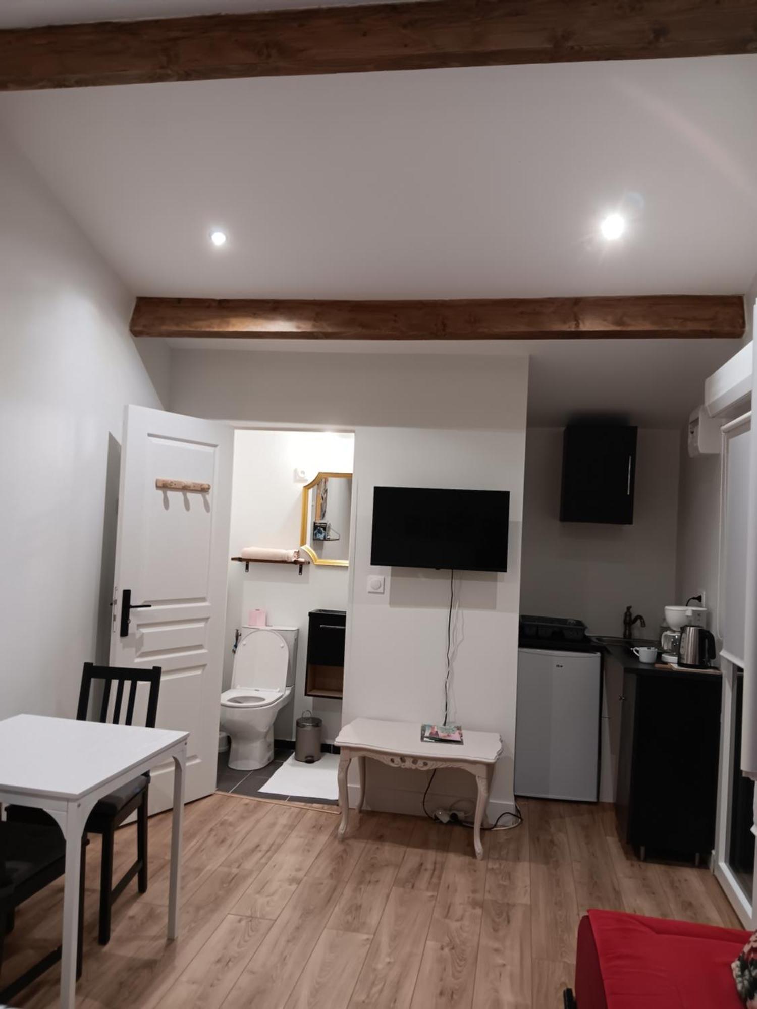 Studio Maisonette 에이진느 외부 사진